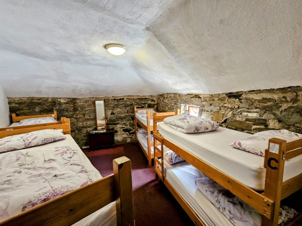 Old Mill Holiday Hostel Westport Ngoại thất bức ảnh