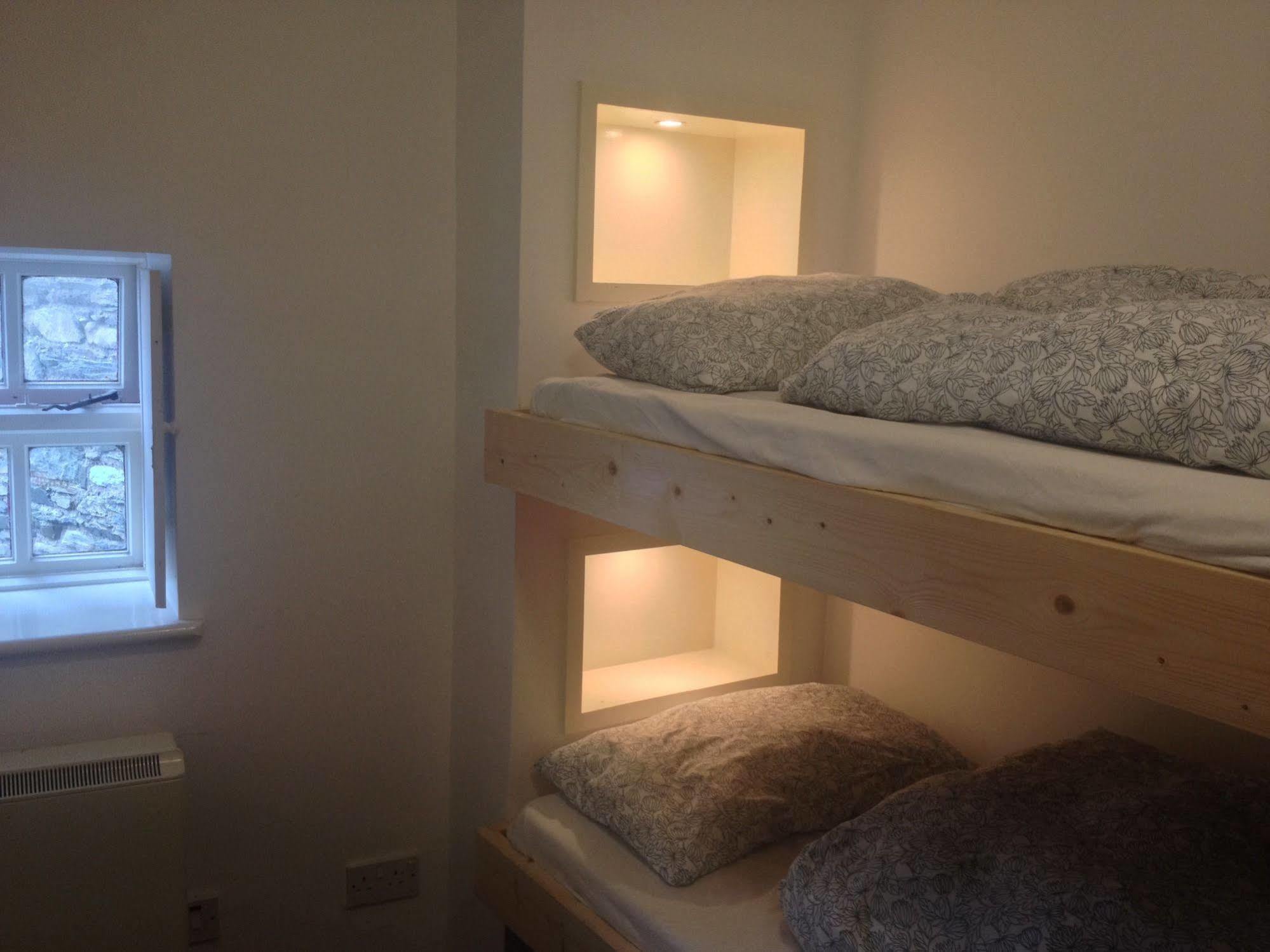 Old Mill Holiday Hostel Westport Ngoại thất bức ảnh